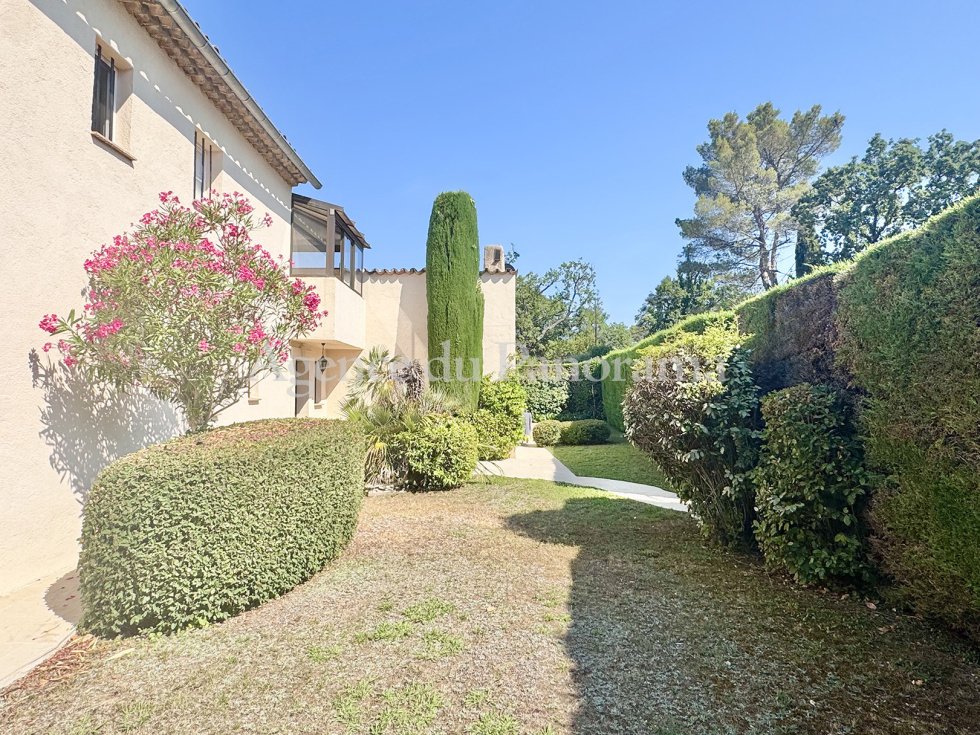 Villa in Cabris, Provence-Alpes-Côte d'Azur, France 4 - 18439617