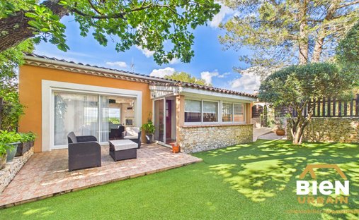 House in Sainte-Anastasie, Occitania, France 1
