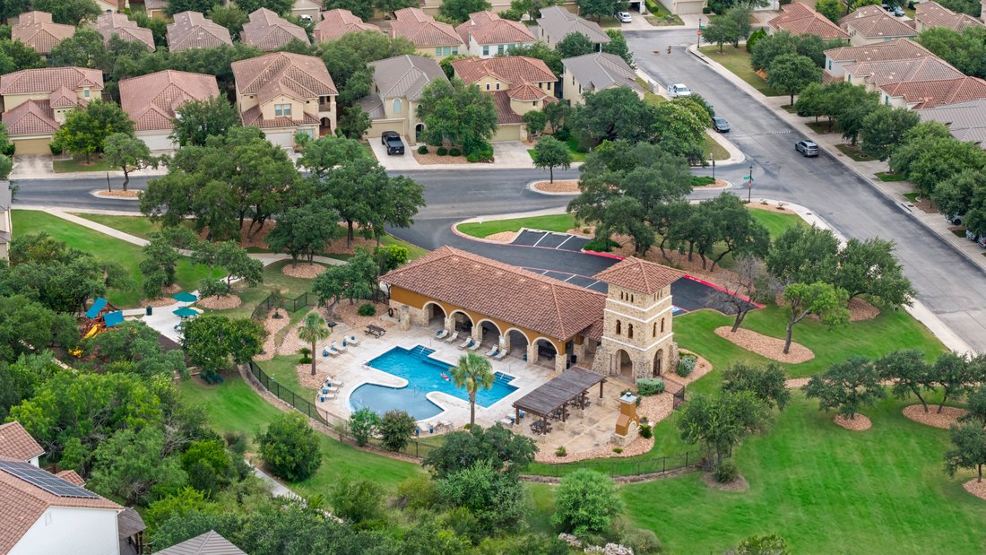 House in San Antonio, Texas, United States 4 - 18437856