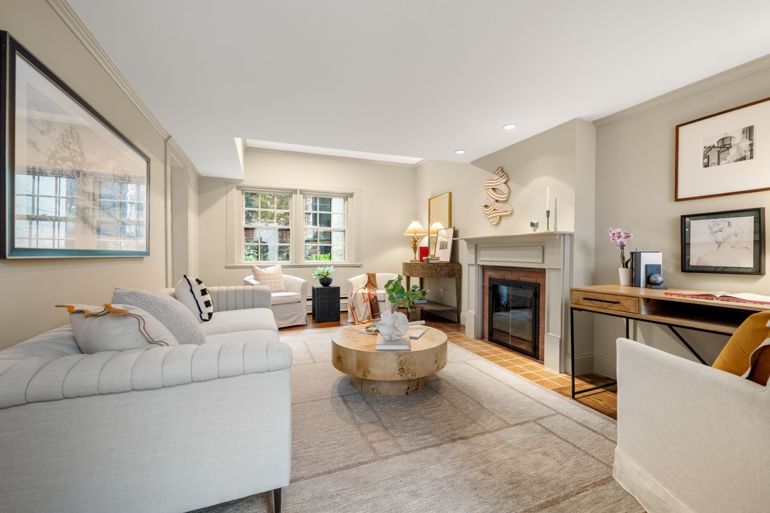 Condo in Boston, Massachusetts, United States 3 - 18441943