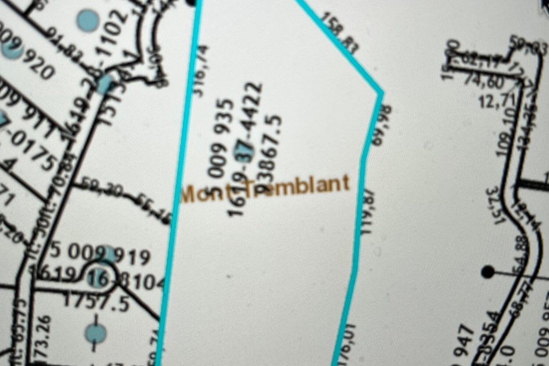 Land in Mont-Tremblant, Quebec, Canada 4 - 15306859