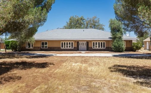 House in Palmdale, California, United States 1