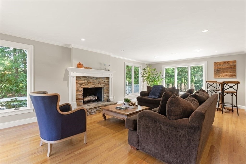 House in Sharon, Massachusetts, United States 5 - 18435360