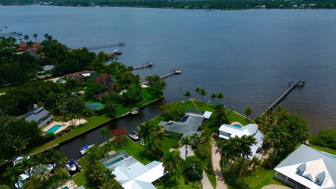 House in Stuart, Florida, United States 3 - 18437850