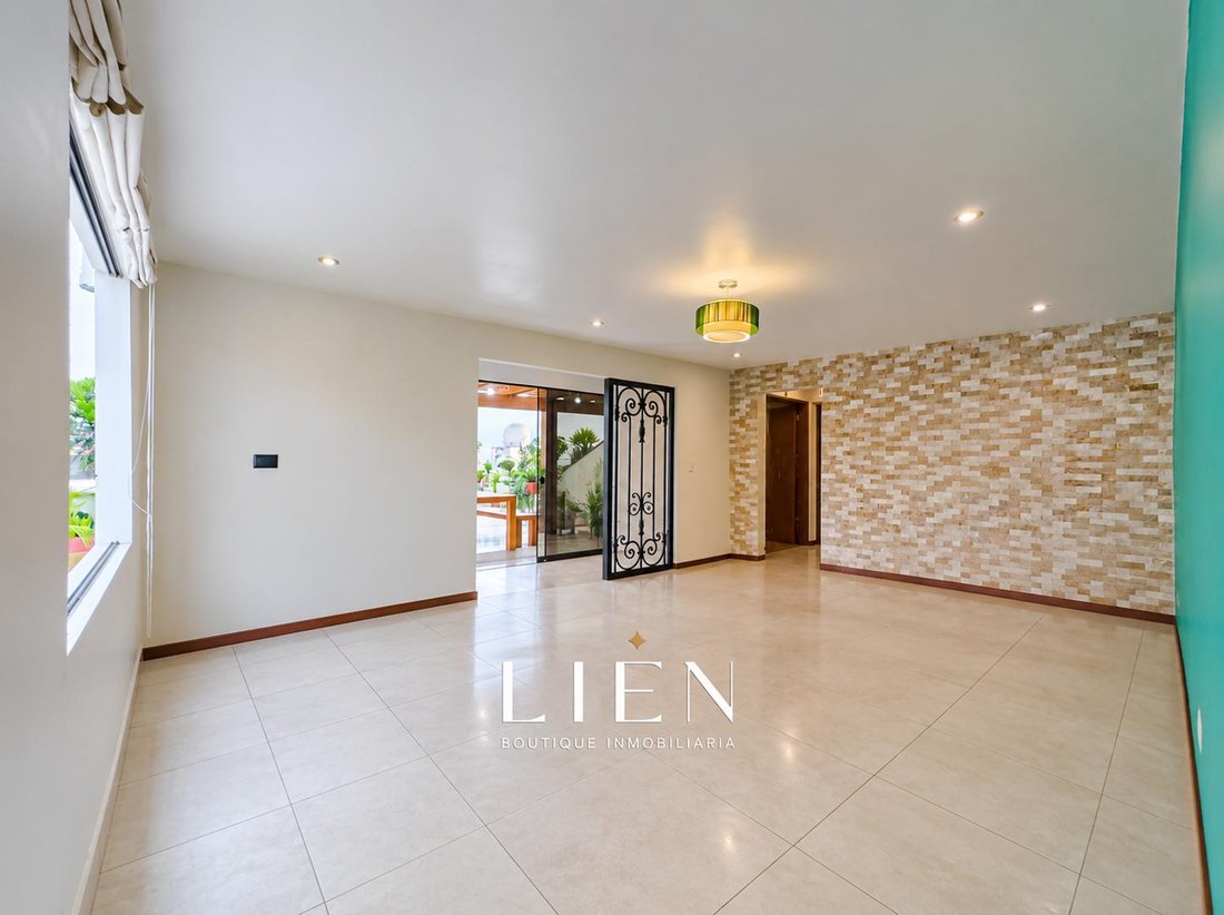 Apartment in Lima, Belarus 4 - 18438224