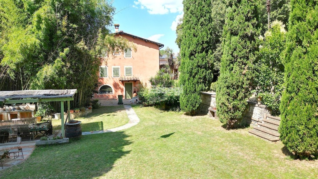 Villa in Montuolo - Fagnano, Lucca, Italy 2 - 18440264