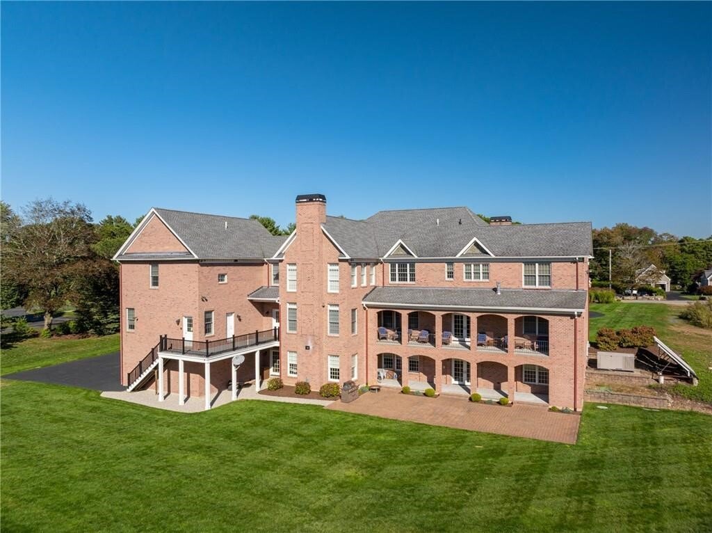House in Cumberland, Rhode Island, United States 2 - 18436043