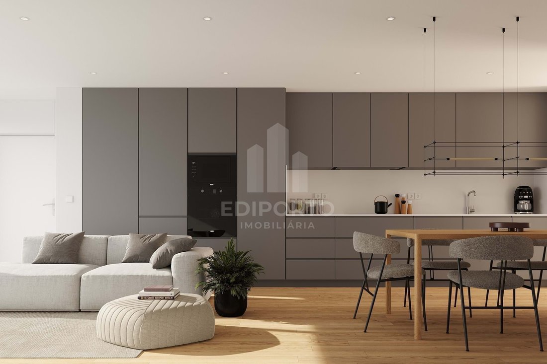 Apartment in Lordelo do Ouro e Massarelos, Porto District, Portugal 2 - 18437583