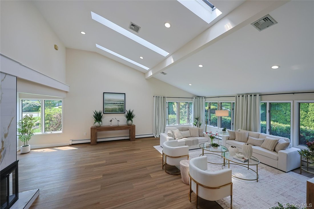 House in Manhasset, New York, United States 1 - 18443045