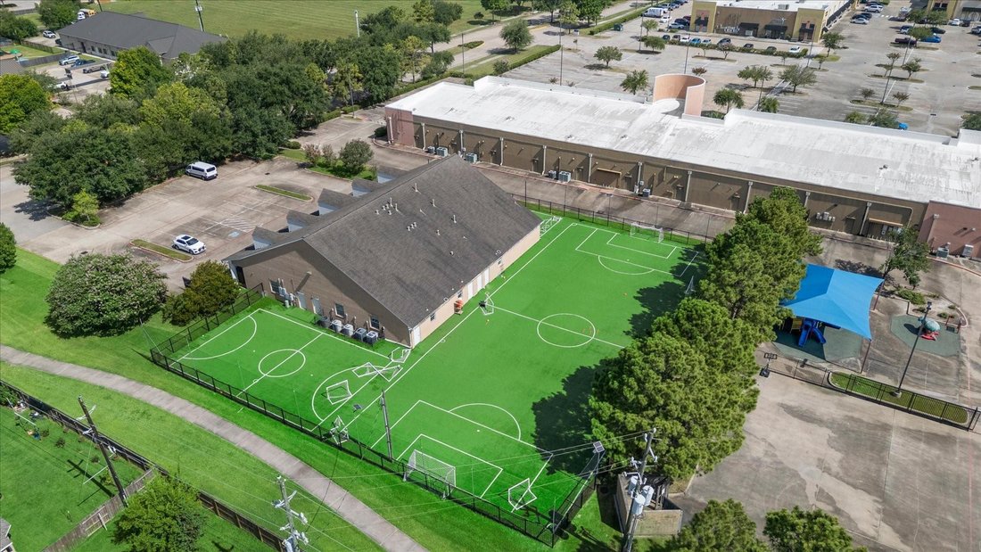 House in Pearland, Texas, United States 5 - 18437417