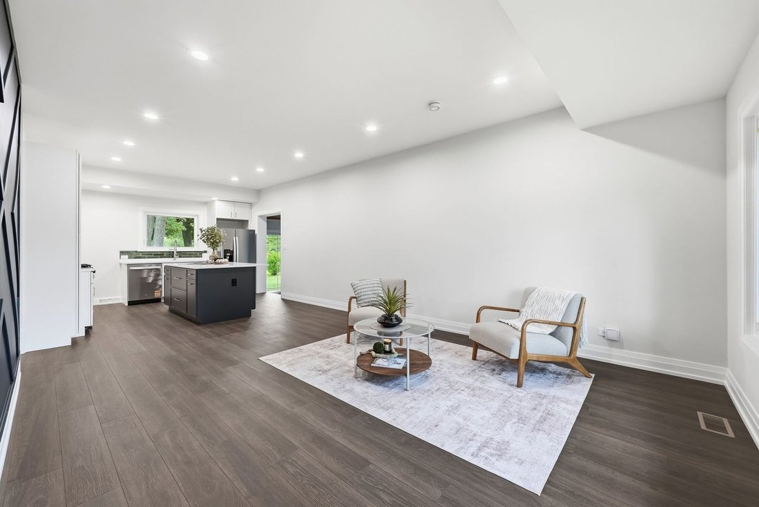 House in Mount Prospect, Illinois, United States 3 - 18437346