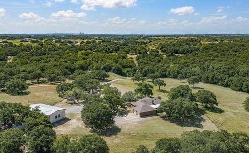 House in Alvord, Texas, United States 1