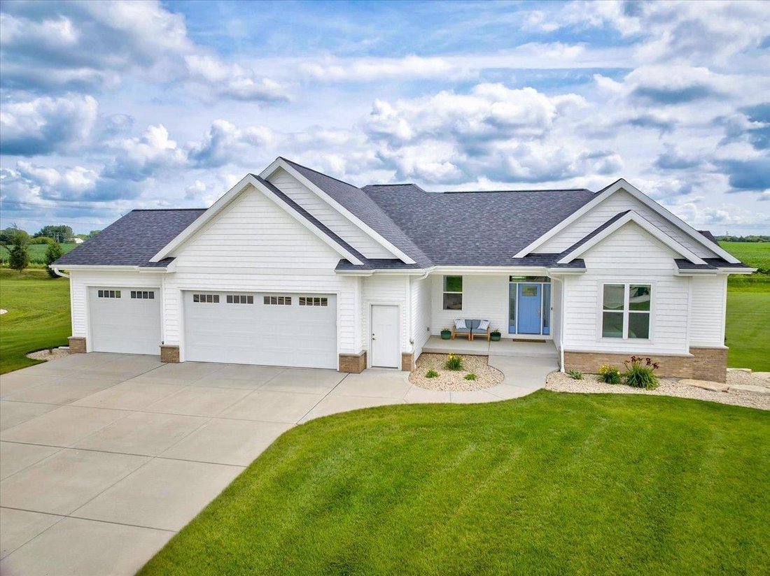 House in Sun Prairie, Wisconsin, United States 2 - 18436644