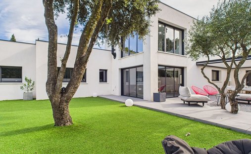House in Montagne des Chèvres, Villeneuve-lès-Avignon, France 1