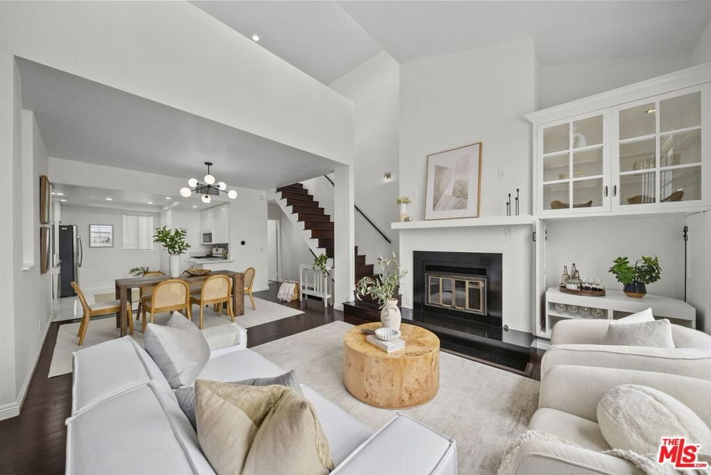 Condo in Los Angeles, California, United States 1 - 18433601