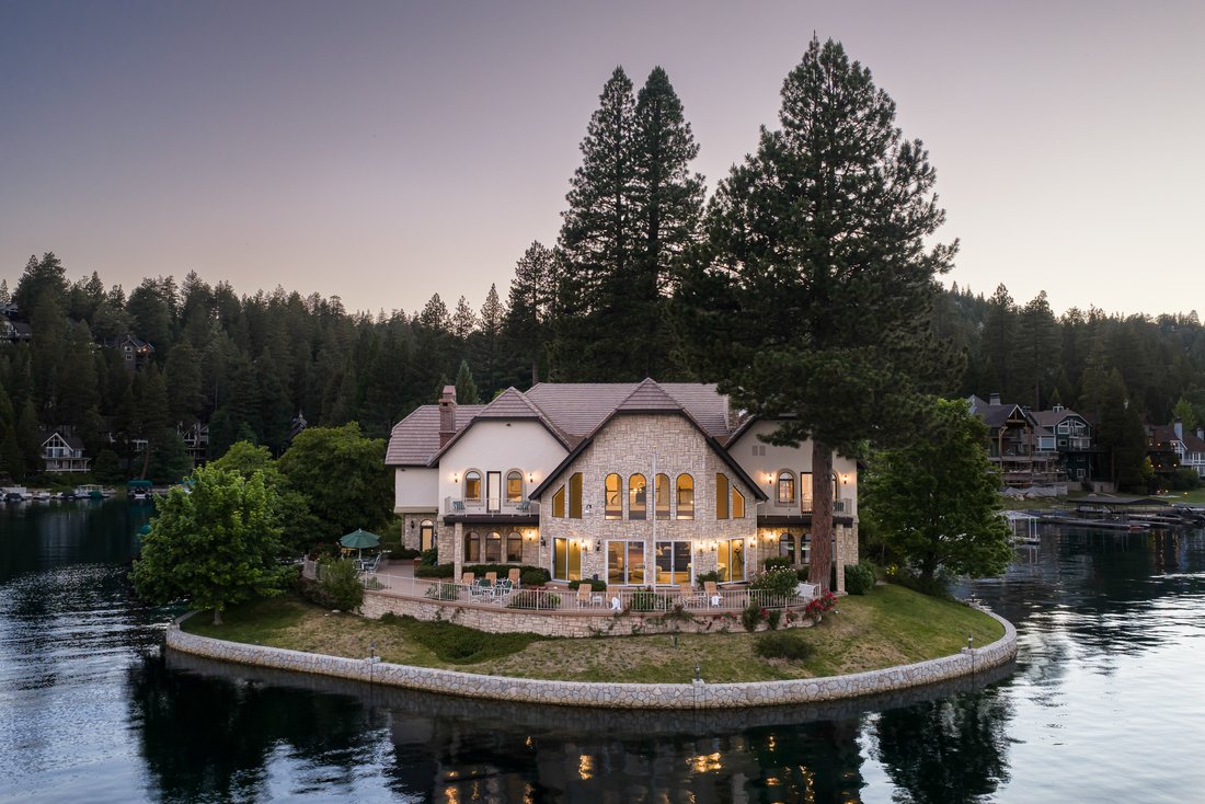 House in Lake Arrowhead, California, United States 1 - 18438521