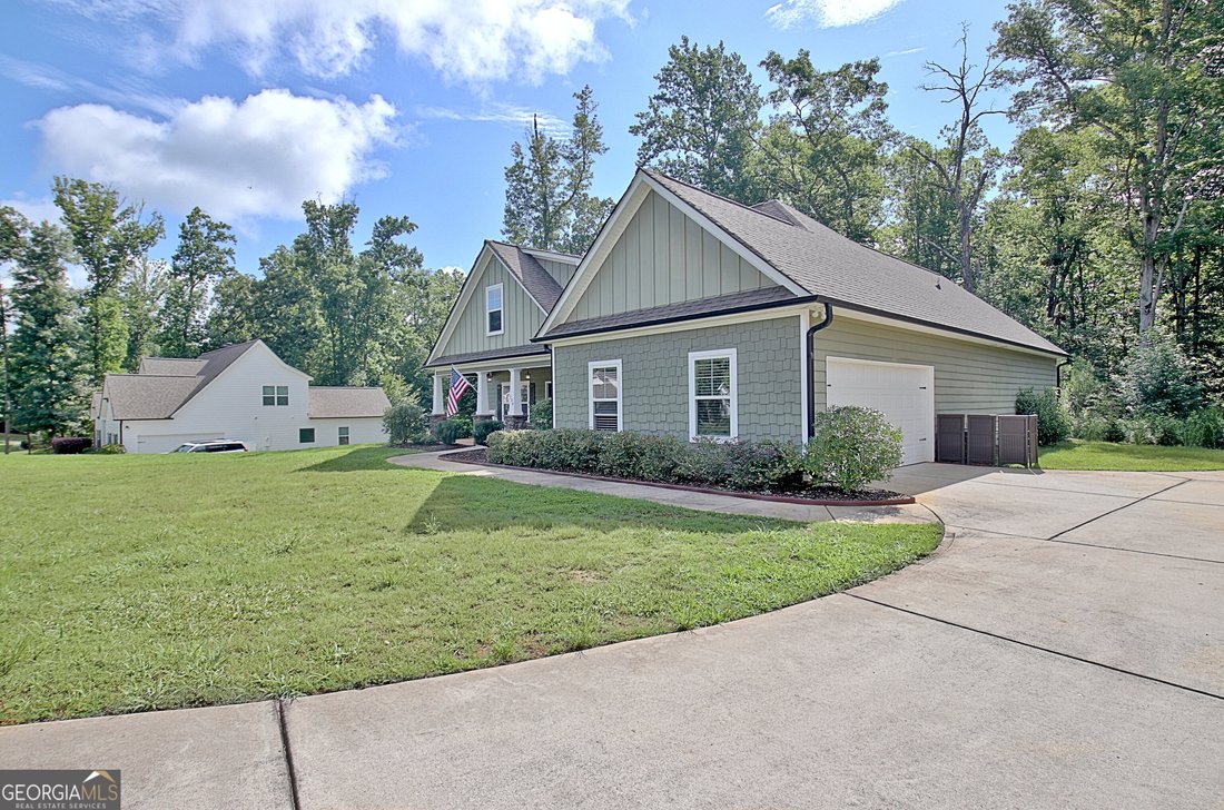 House in Senoia, Georgia, United States 4 - 18440281