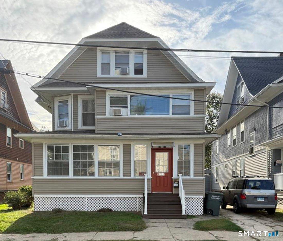 House in Bridgeport, Connecticut, United States 1 - 18436570