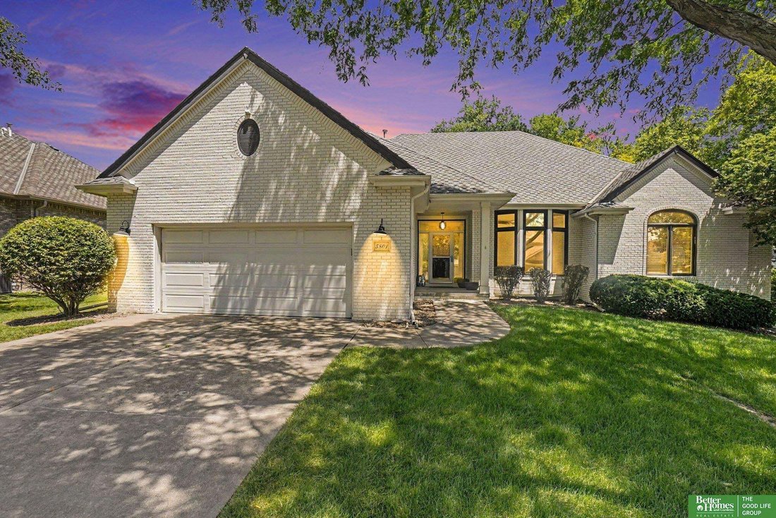 House in Omaha, Nebraska, United States 1 - 18438710