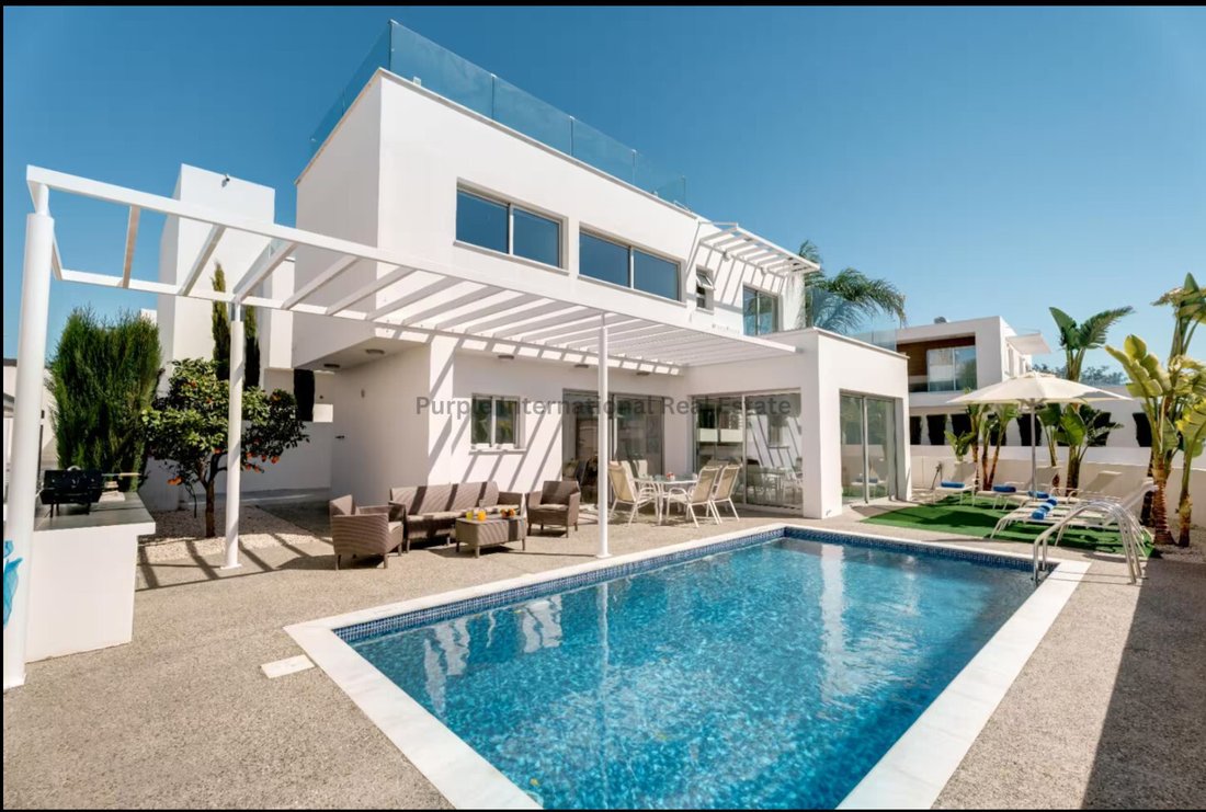 Villa in Ayia Napa, Cyprus 1 - 18437435