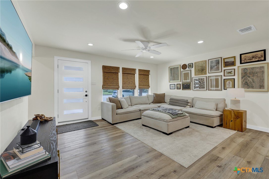 House in New Braunfels, Texas, United States 4 - 18439873