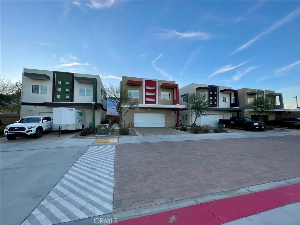 Palm Springs, California, United States 1 - 18439952