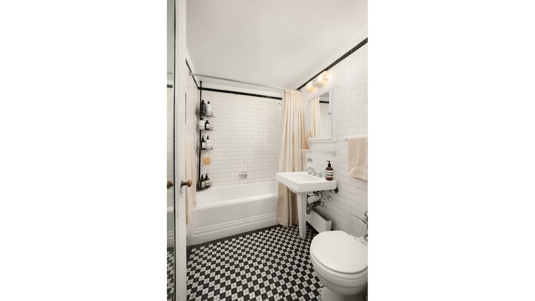 Condo in New York, New York, United States 4 - 18440598