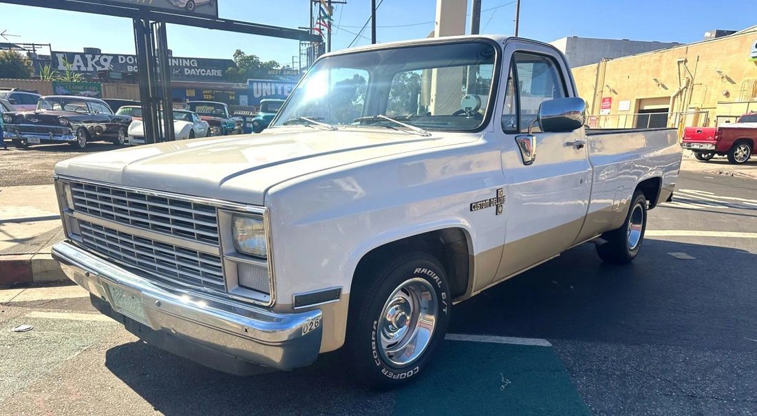 Pickup in Los Angeles, CA, United States 2 - 18434994