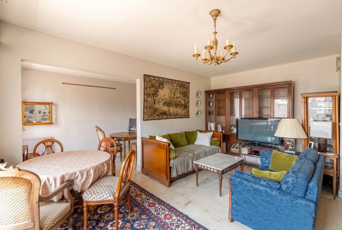 Apartment in Eiffel, Levallois-Perret, France 2 - 18437798