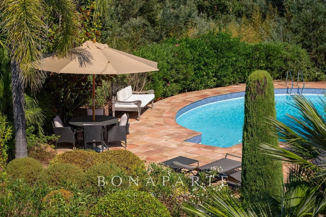 Villa in Gassin, Provence-Alpes-Côte d'Azur, France 2 - 18438041