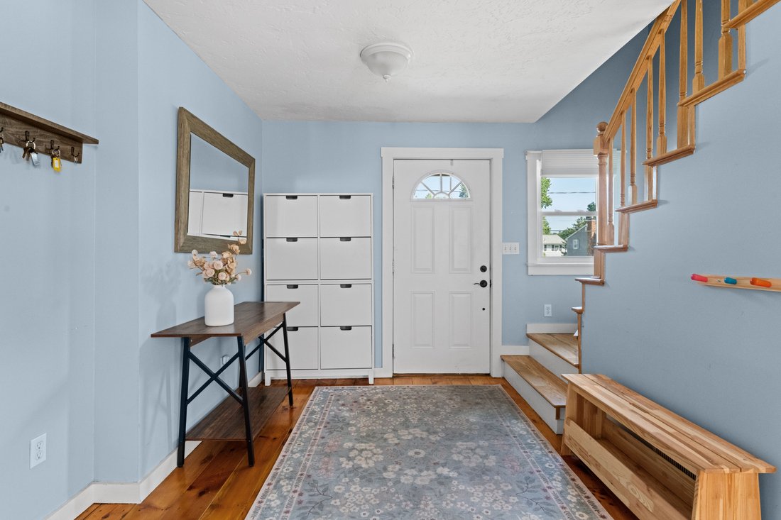 House in Brockton, Massachusetts, United States 3 - 18438472