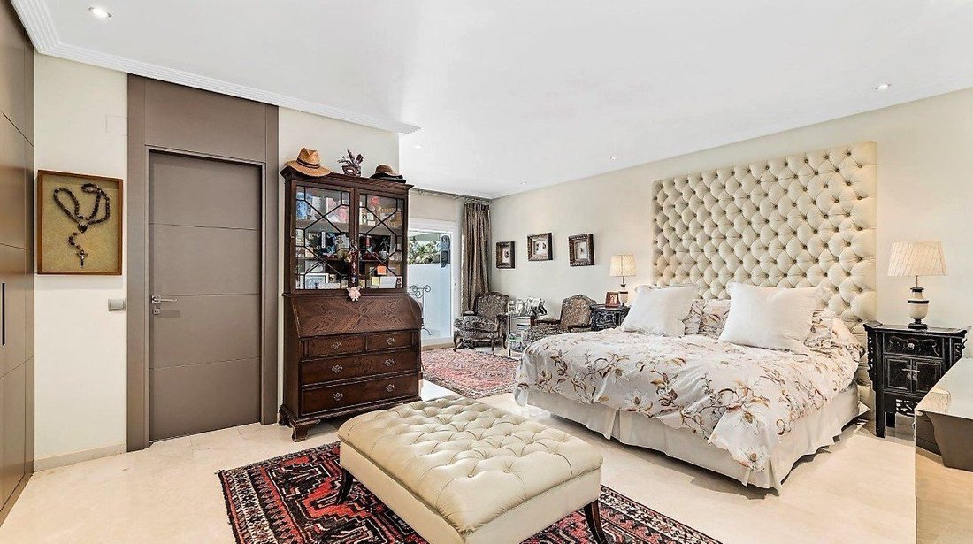 Apartment in Marbella, Andalusia, Spain 4 - 17399170