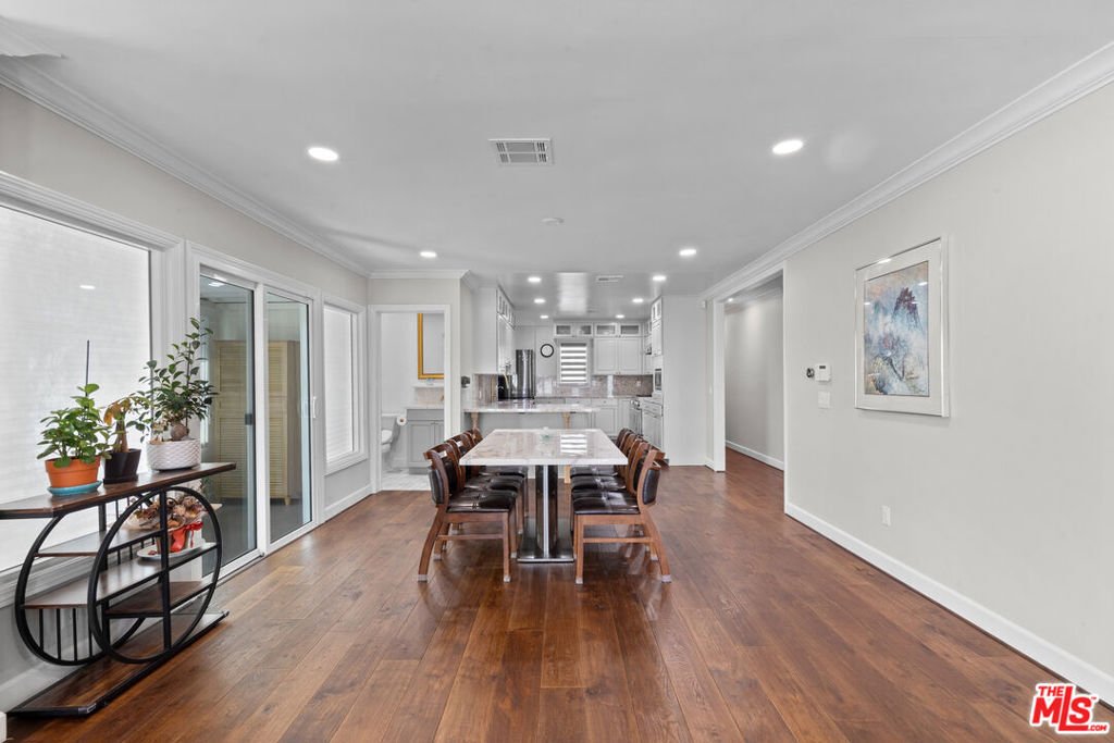 House in Los Angeles, California, United States 4 - 18439155