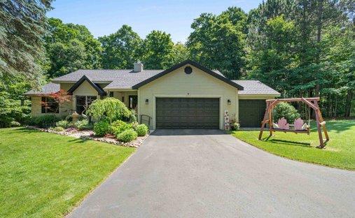 House in Traverse City, Michigan, United States 1