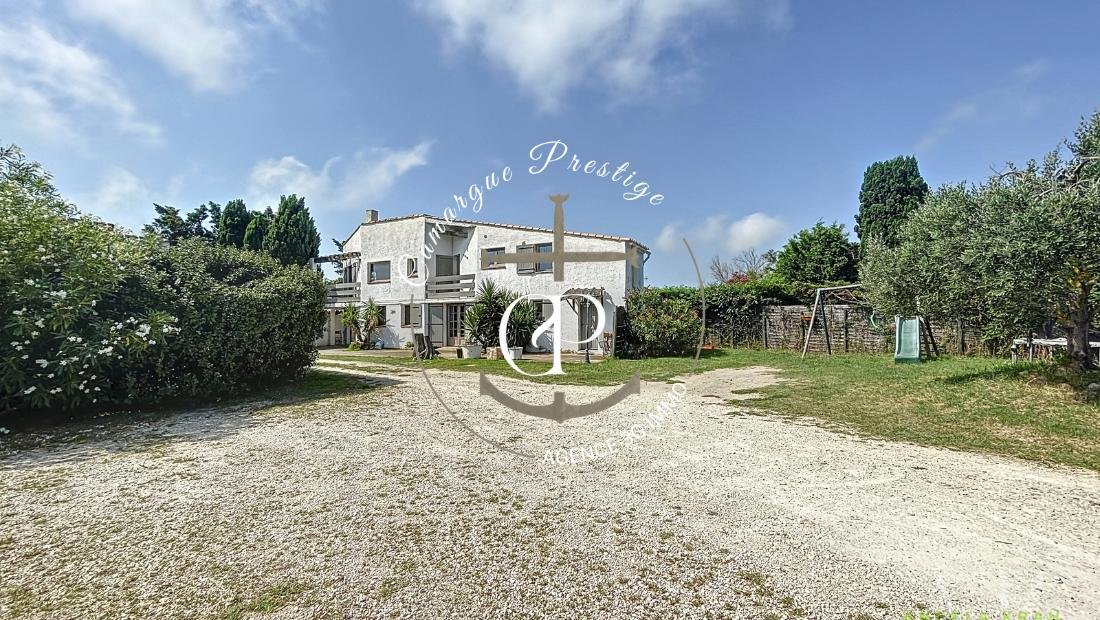 Tenuta a Saintes-Maries-de-la-Mer, Provenza-Alpi-Costa Azzurra, Francia 3 - 18439946