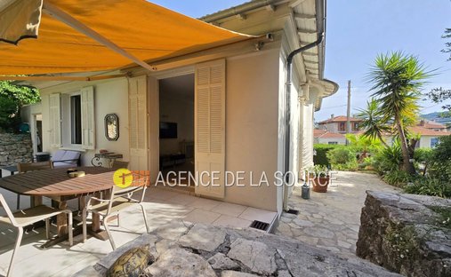 Villa in Maurice Jeanpierre, Le Cannet, France 1