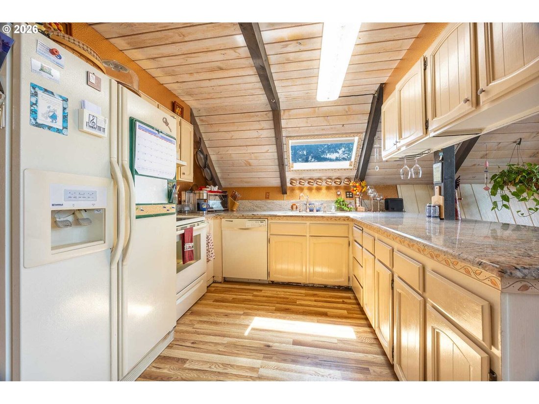 House in Roseburg, Oregon, United States 4 - 18438908