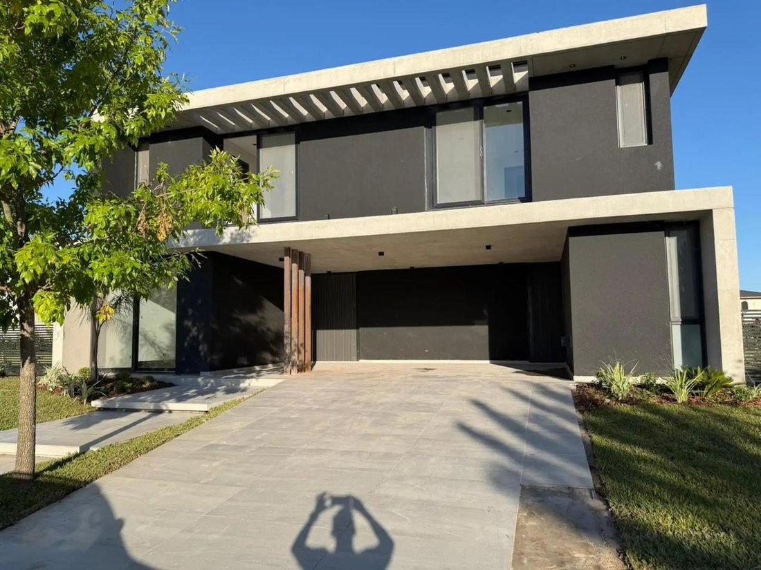 House in Tigre, Buenos Aires Province, Argentina 1 - 18437927
