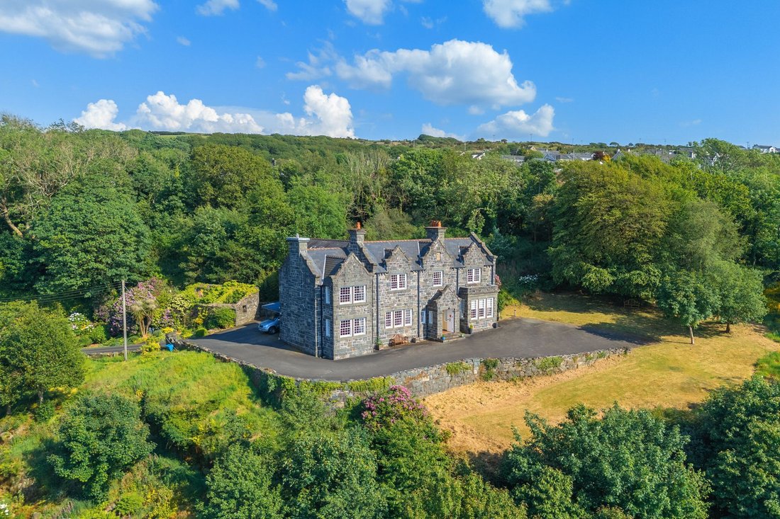 House in Harlech, Wales 1 - 18442844