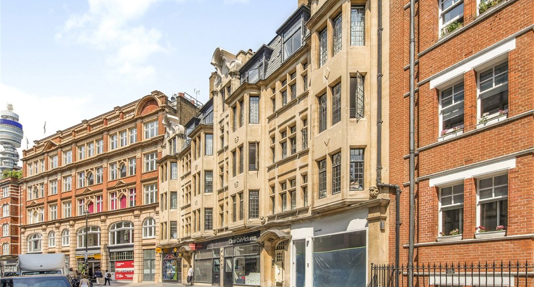 Apartment in Fitzrovia, Camden, England 2 - 18438987