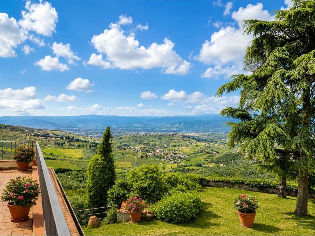 Villa in Zarini - Repubblica, Prato, Tuscany 1 - 18439897