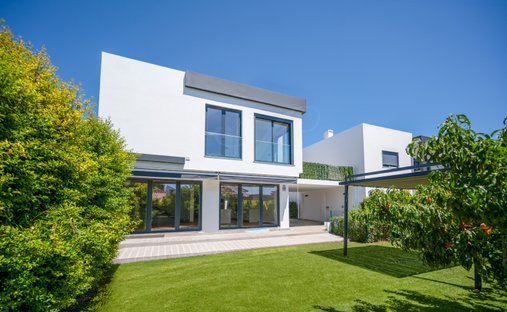 House in Alcabideche, Lisbon, Portugal 1
