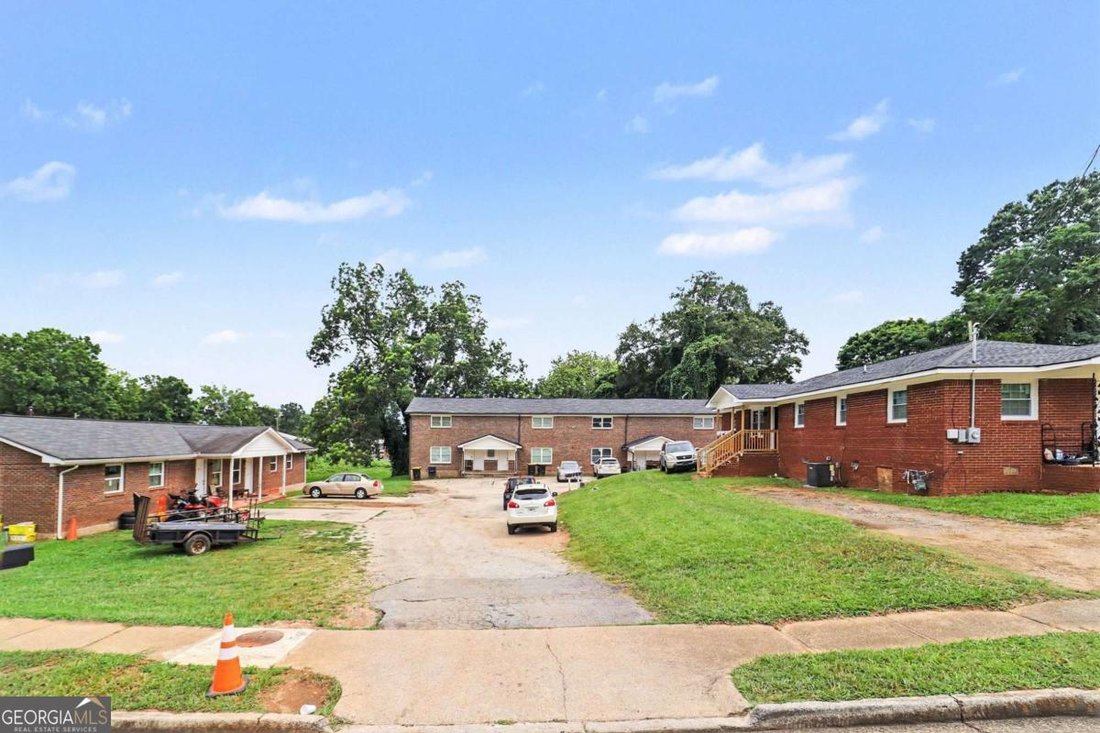 Newnan, Georgia, United States 5 - 18437478