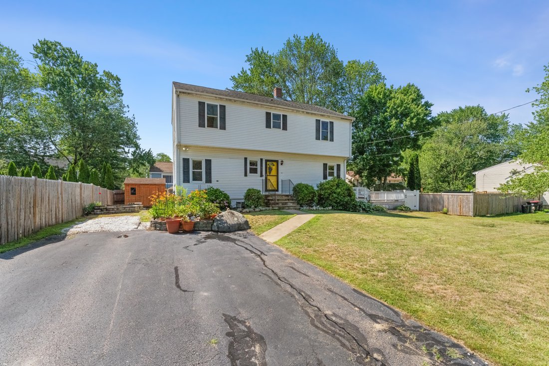House in Brockton, Massachusetts, United States 1 - 18438472