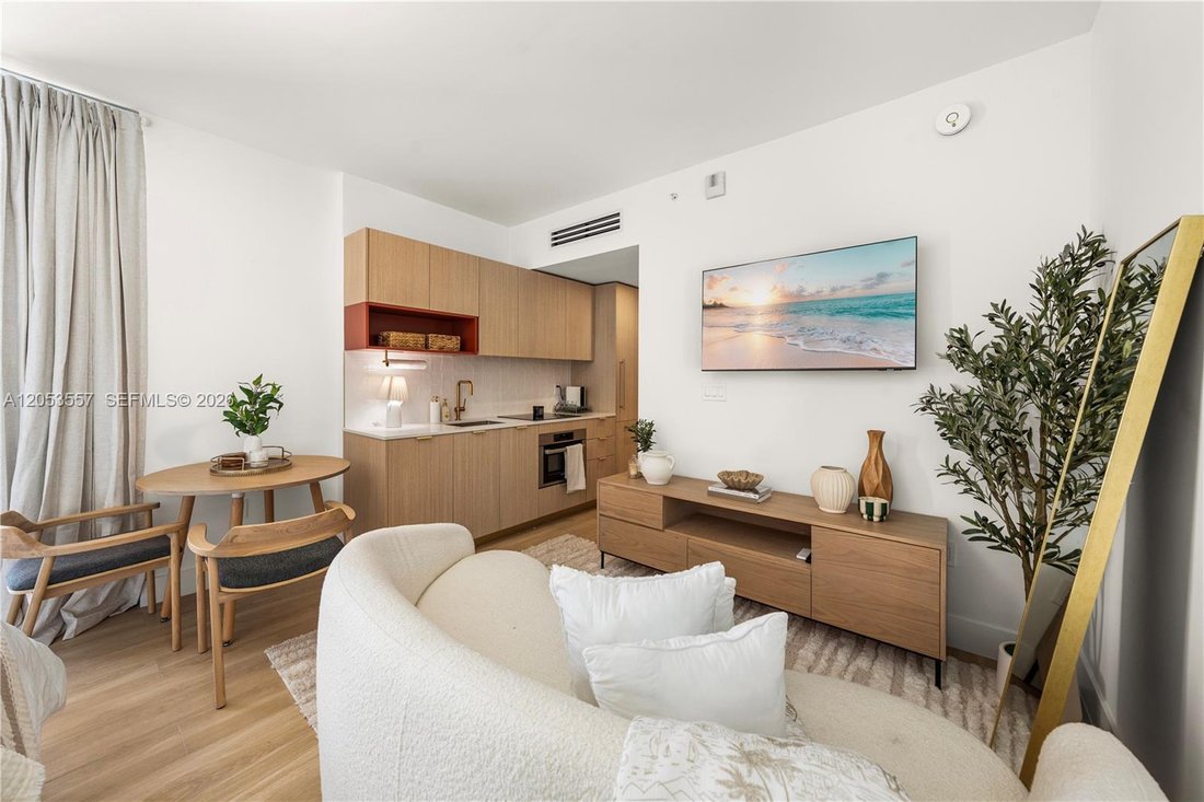 Condo in Miami, Florida, United States 2 - 18440858