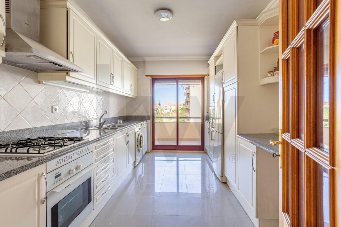Apartment in Oeiras e Sao Juliao da Barra, Paco de Arcos e Caxias, Lisbon, Portugal 5 - 18440432