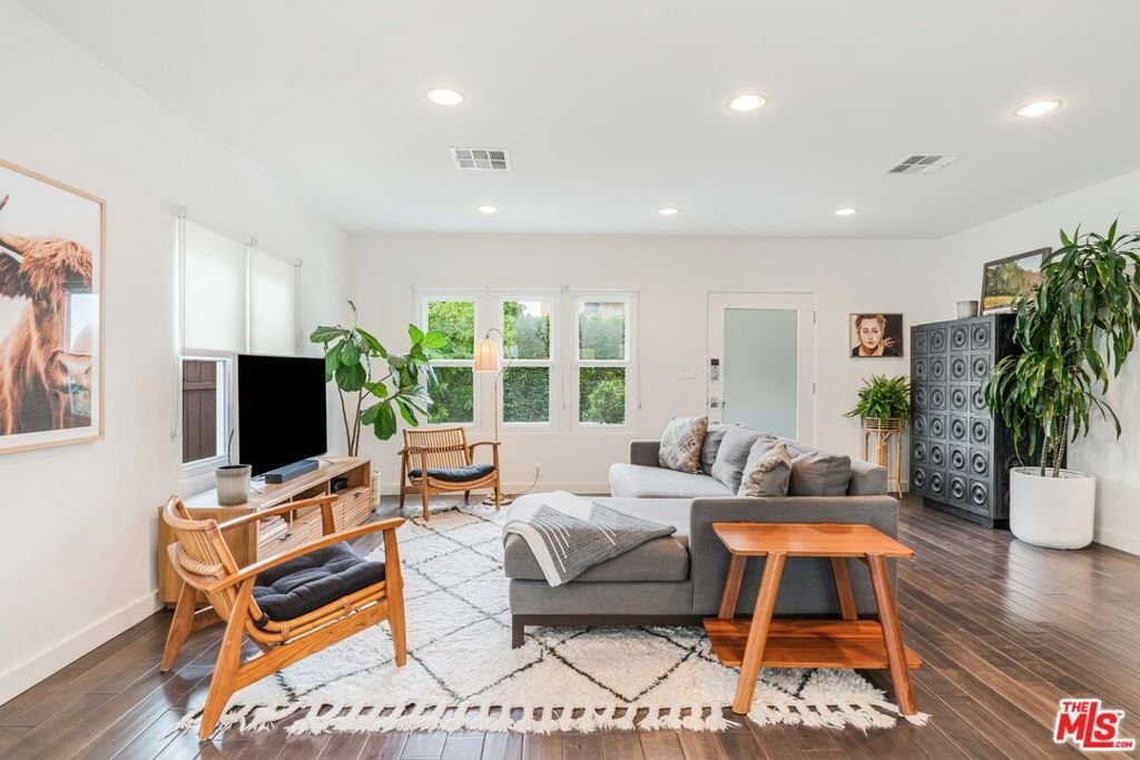 House in Glendale, California, United States 5 - 18442373