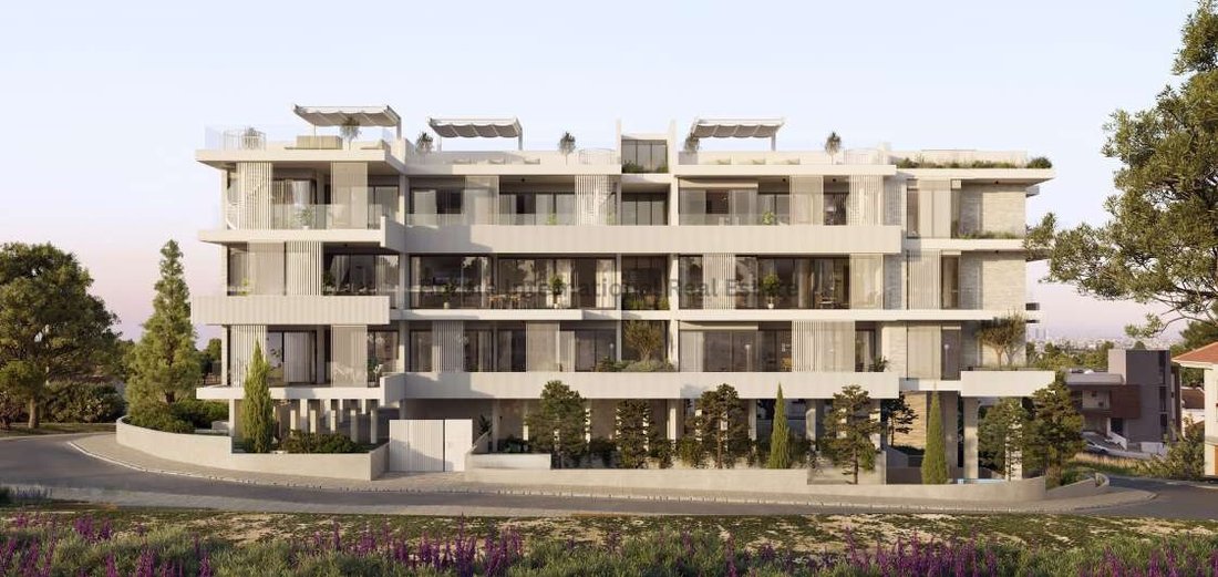 Apartment in Mesa Geitonia, Limassol, Cyprus 1 - 18437430