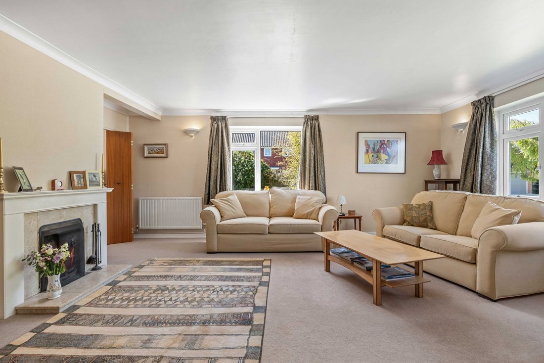 House in Roxwell, England 2 - 17779678