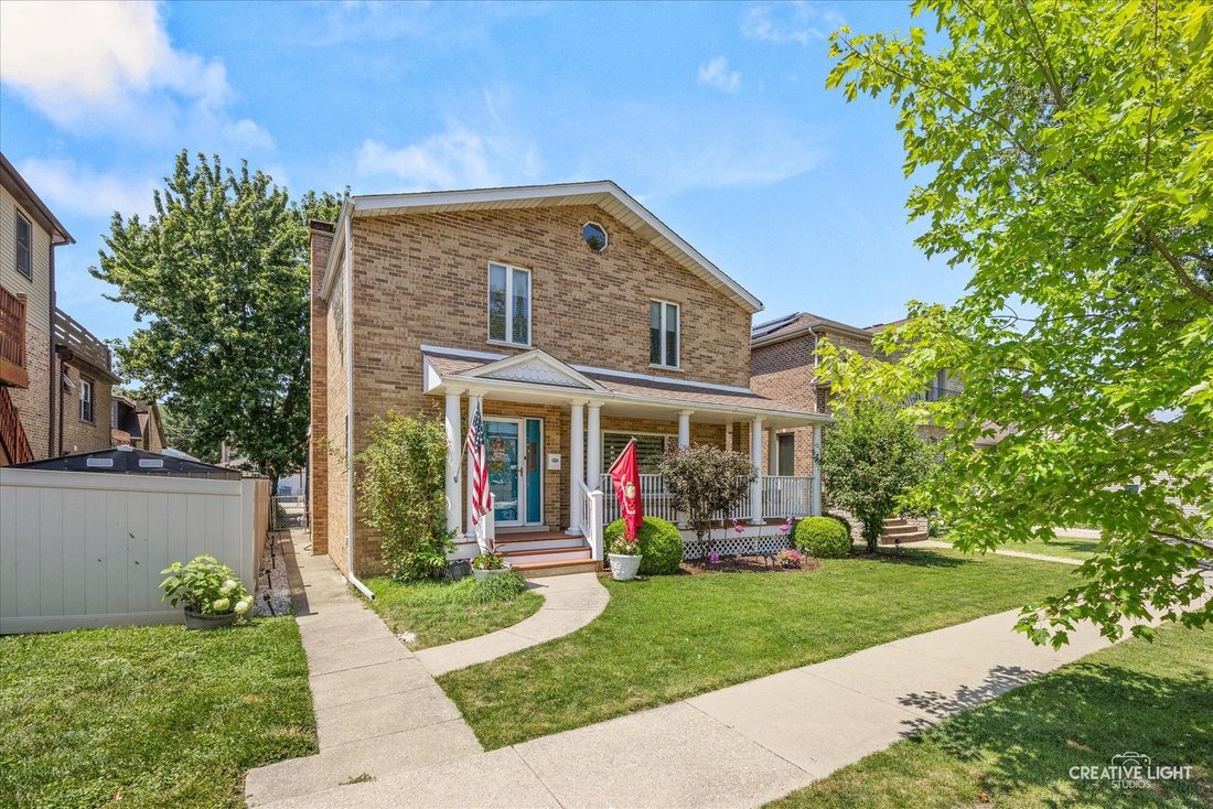 House in Norridge, Illinois, United States 1 - 18440331